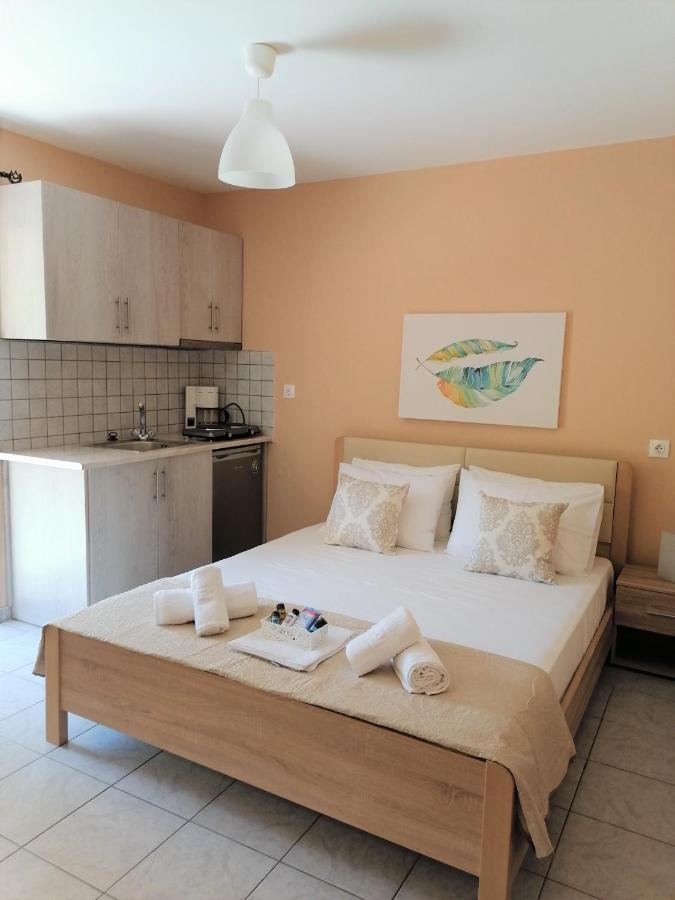 Nini'S House 1 Apartment นีดรี ภายนอก รูปภาพ